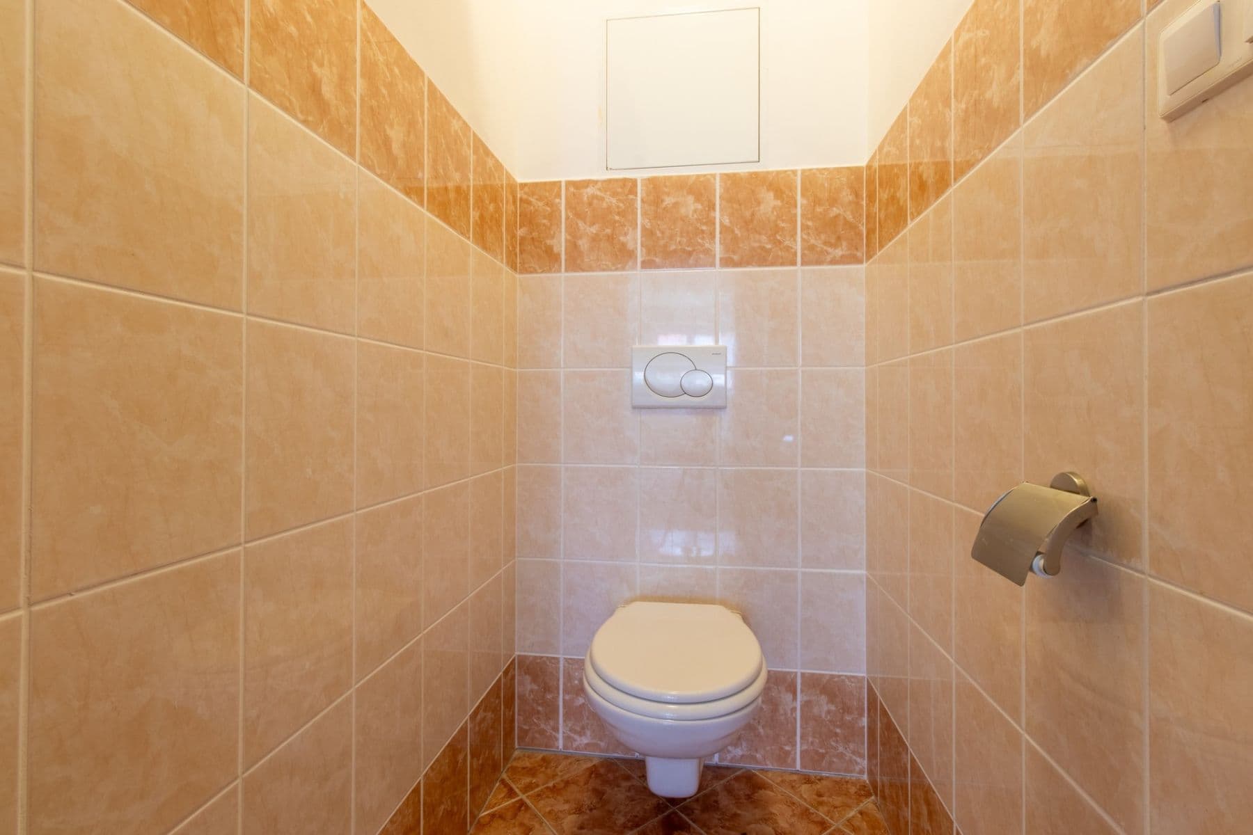 2 bedroom with open-plan kitchen flat to rent, 79 m², Sicherova, Prague, Prague 2 bedroom with open-plan kitchen flat to rent, 79 m², Sicherova, Prague, Prague