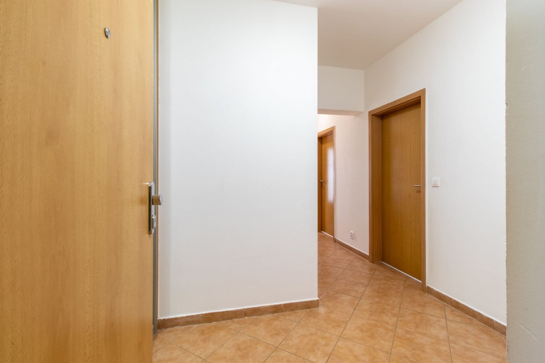 2 bedroom with open-plan kitchen flat to rent, 79 m², Sicherova, Prague, Prague 2 bedroom with open-plan kitchen flat to rent, 79 m², Sicherova, Prague, Prague