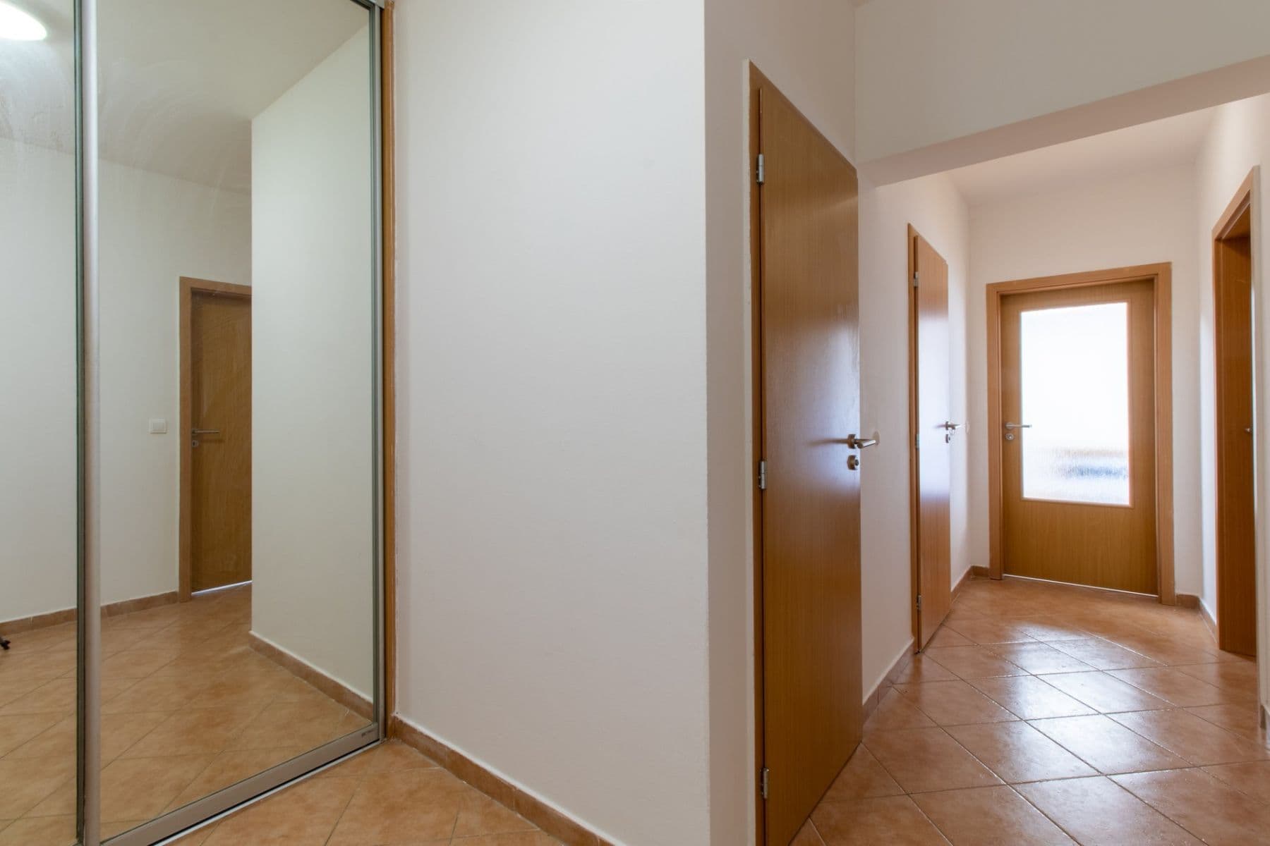 2 bedroom with open-plan kitchen flat to rent, 79 m², Sicherova, Prague, Prague 2 bedroom with open-plan kitchen flat to rent, 79 m², Sicherova, Prague, Prague