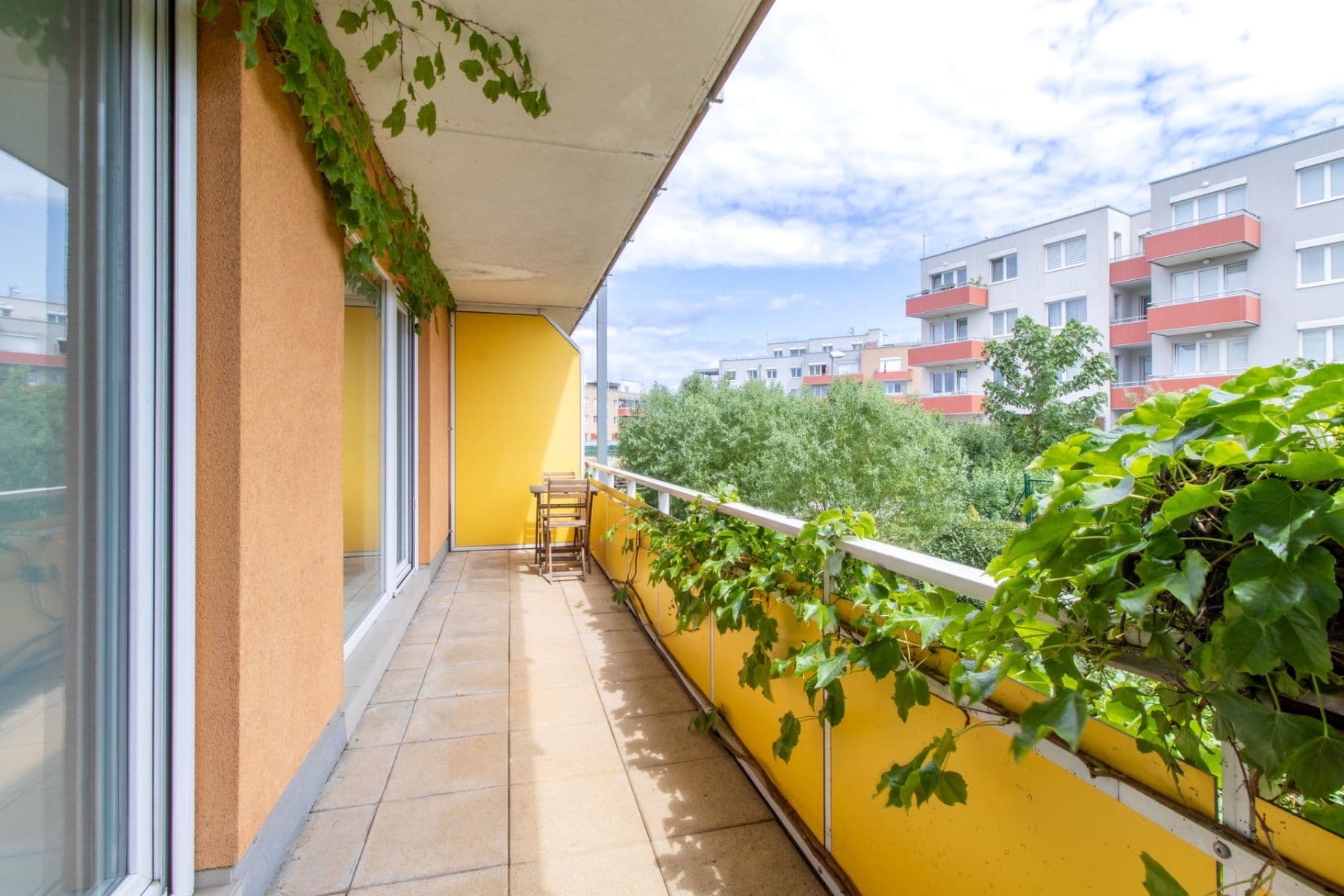 2 bedroom with open-plan kitchen flat to rent, 79 m², Sicherova, Prague, Prague 2 bedroom with open-plan kitchen flat to rent, 79 m², Sicherova, Prague, Prague