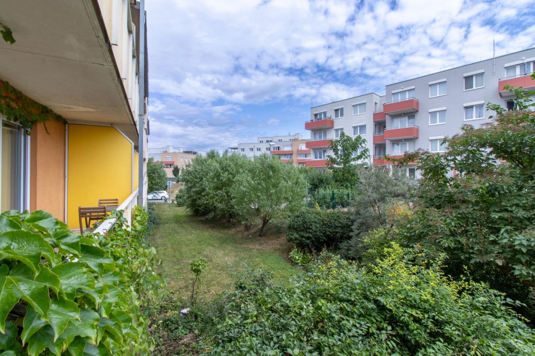 2 bedroom with open-plan kitchen flat to rent, 79 m², Sicherova, Prague, Prague 2 bedroom with open-plan kitchen flat to rent, 79 m², Sicherova, Prague, Prague