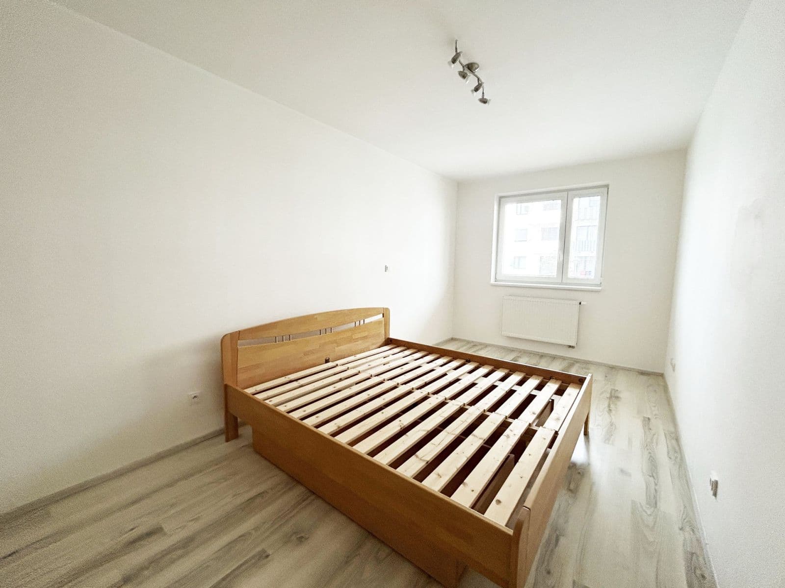 1 bedroom with open-plan kitchen flat to rent, 51 m², Vrchlického, Poděbrady, Středočeský Region 1 bedroom with open-plan kitchen flat to rent, 51 m², Vrchlického, Poděbrady, Středočeský Region