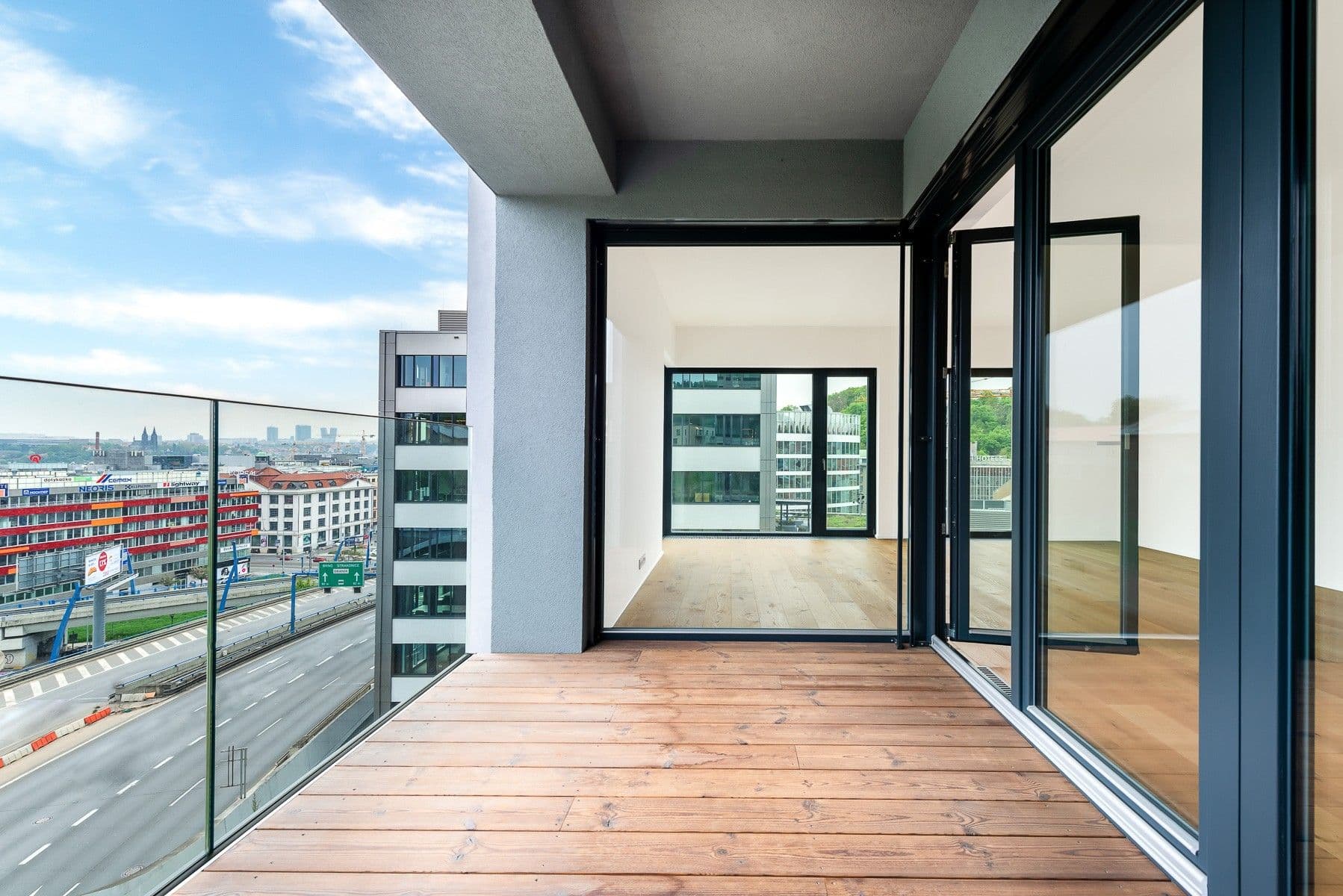 2 bedroom with open-plan kitchen flat for sale, 92 m², Grafická, Prague, Prague 2 bedroom with open-plan kitchen flat for sale, 92 m², Grafická, Prague, Prague