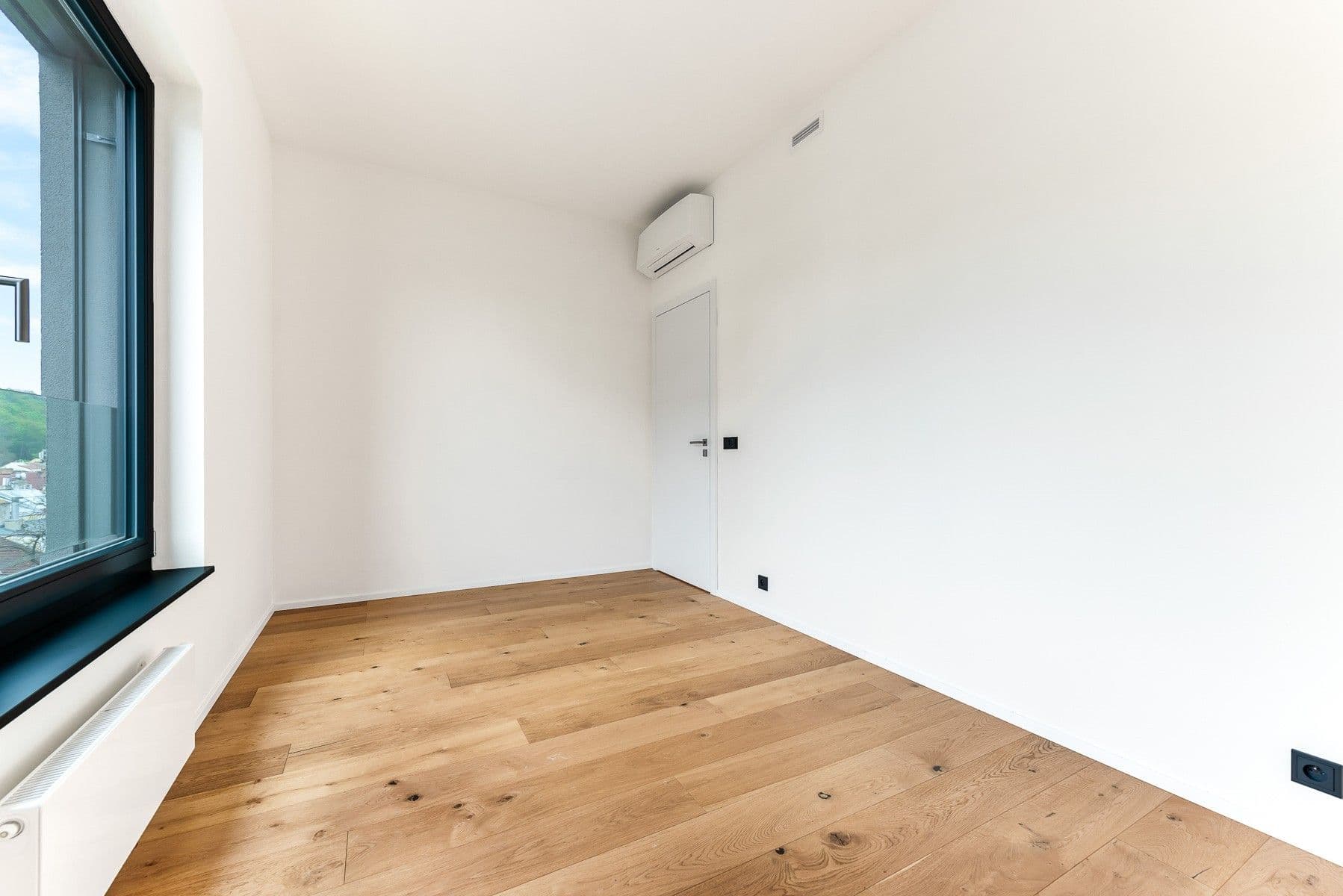 2 bedroom with open-plan kitchen flat for sale, 92 m², Grafická, Prague, Prague 2 bedroom with open-plan kitchen flat for sale, 92 m², Grafická, Prague, Prague