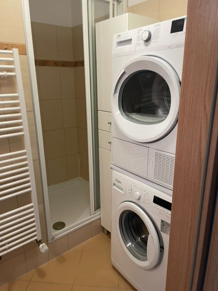 1 bedroom flat to rent, 40 m², Pod Stupni, Prague, Prague 1 bedroom flat to rent, 40 m², Pod Stupni, Prague, Prague