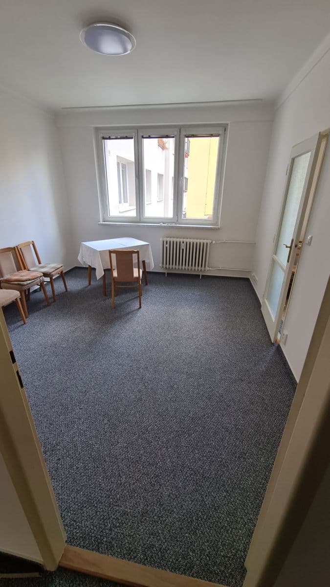 2 bedroom flat to rent, 66 m², Na Topolce, Prague, Prague 2 bedroom flat to rent, 66 m², Na Topolce, Prague, Prague