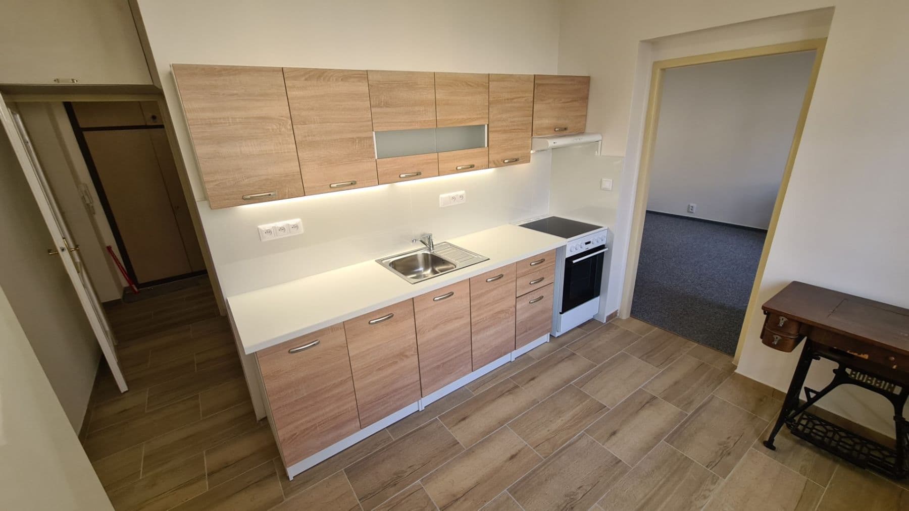 2 bedroom flat to rent, 66 m², Na Topolce, Prague, Prague 2 bedroom flat to rent, 66 m², Na Topolce, Prague, Prague