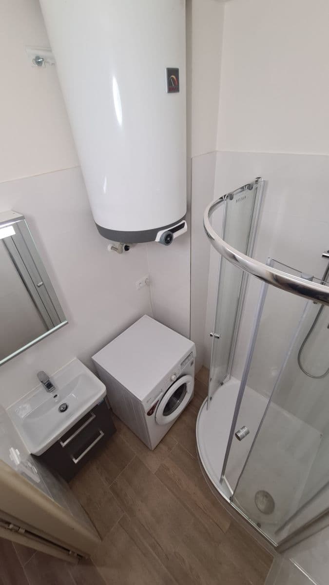 2 bedroom flat to rent, 66 m², Na Topolce, Prague, Prague 2 bedroom flat to rent, 66 m², Na Topolce, Prague, Prague