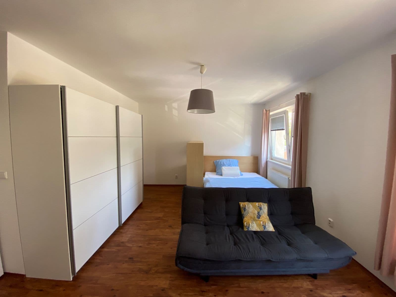 Studio flat to rent, 38 m², Topělecká, Písek, Jihočeský Region Studio flat to rent, 38 m², Topělecká, Písek, Jihočeský Region