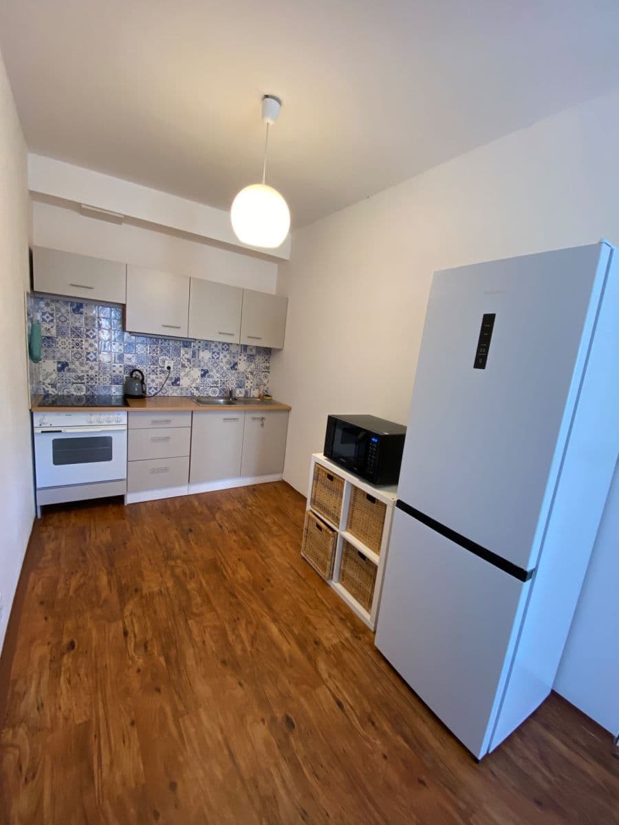 Studio flat to rent, 38 m², Topělecká, Písek, Jihočeský Region Studio flat to rent, 38 m², Topělecká, Písek, Jihočeský Region