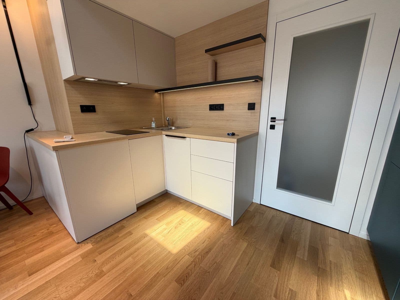 1 bedroom with open-plan kitchen flat to rent, 44 m², Krymská, Prague, Prague 1 bedroom with open-plan kitchen flat to rent, 44 m², Krymská, Prague, Prague