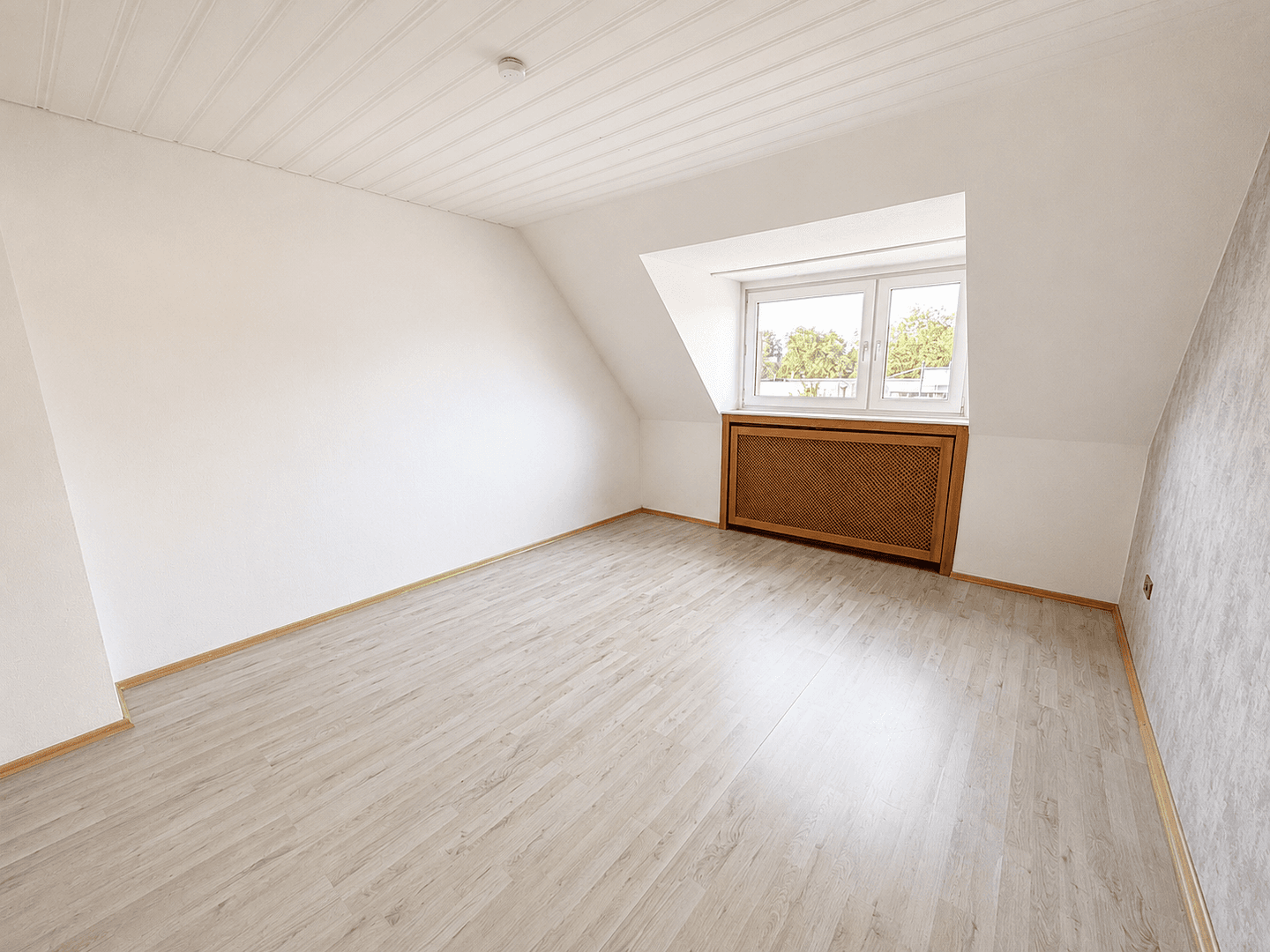 4 bedroom flat to rent, 155 m², Siegburgstraße 27, Dortmund, North Rhine-Westphalia 4 bedroom flat to rent, 155 m², Siegburgstraße 27, Dortmund, North Rhine-Westphalia