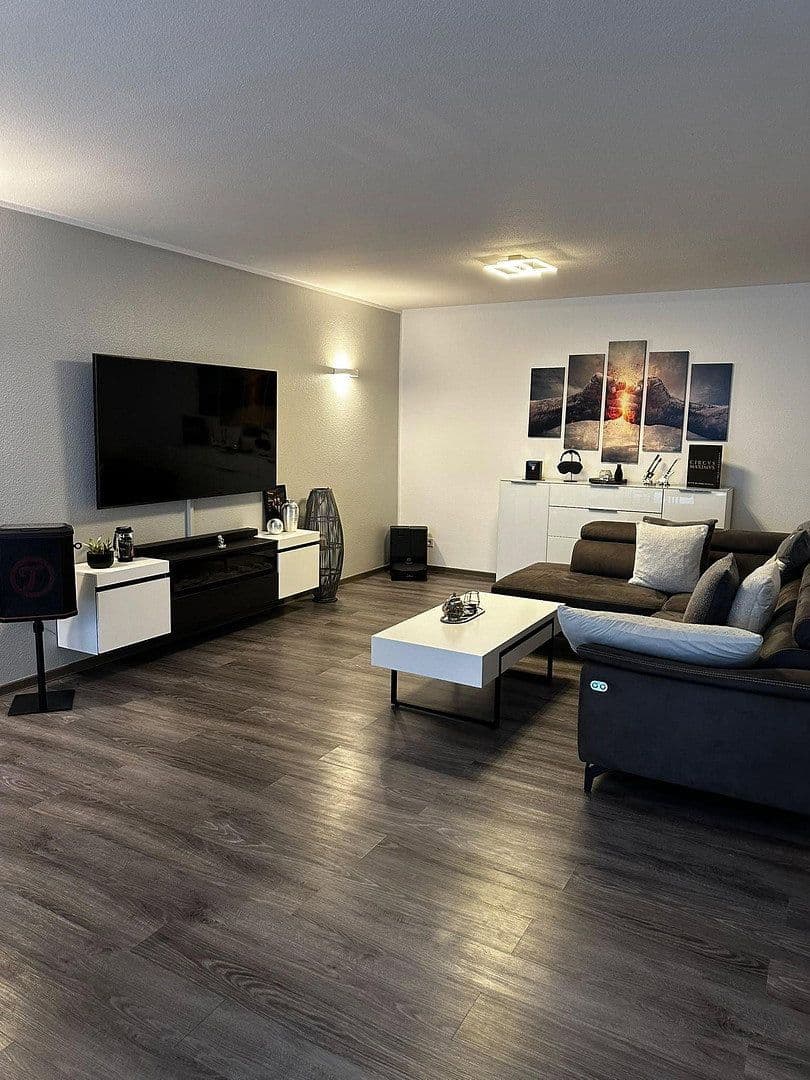 3 bedroom flat to rent, 105 m², Heddesheim, Baden-Württemberg 3 bedroom flat to rent, 105 m², Heddesheim, Baden-Württemberg