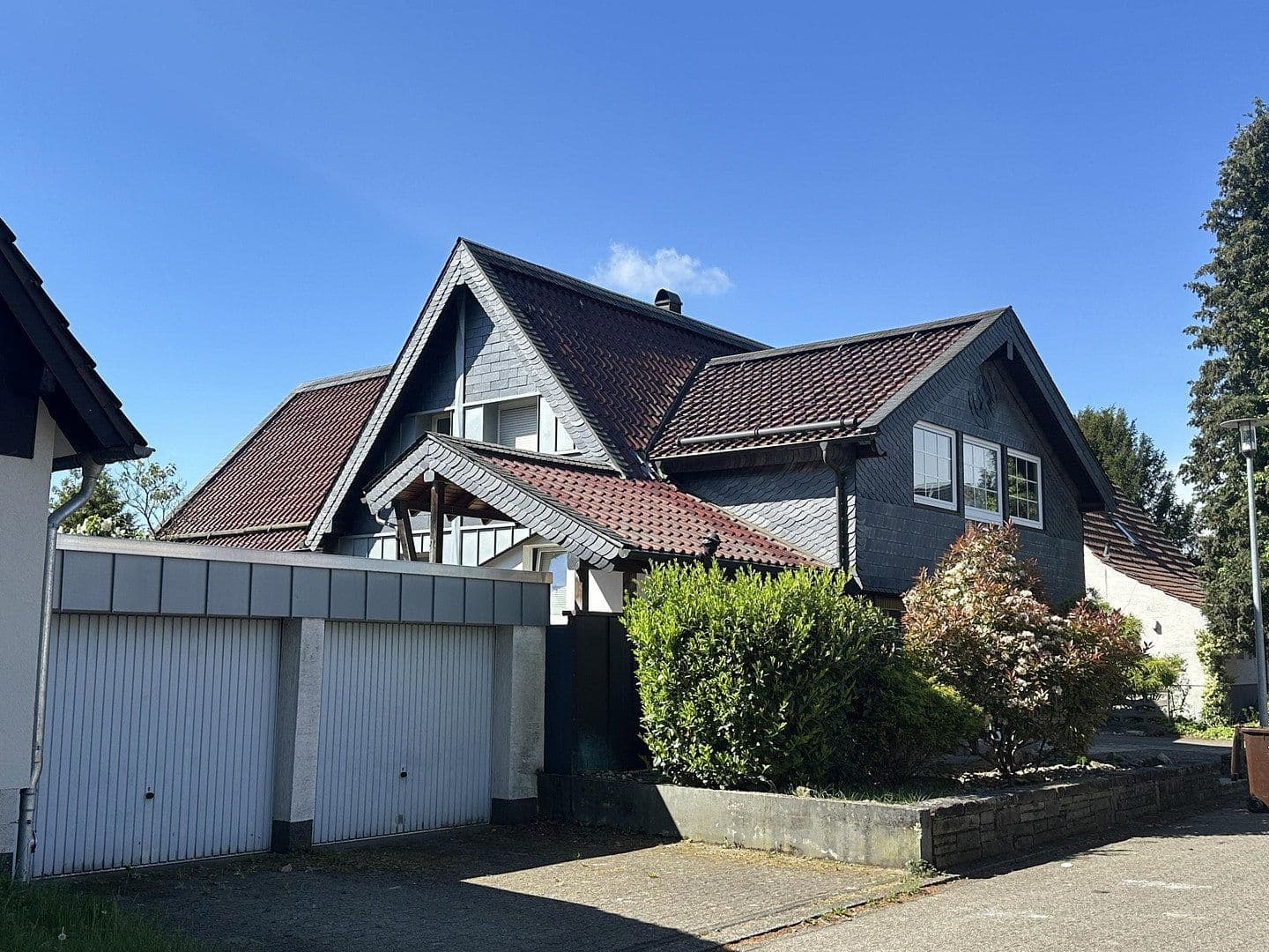 house for sale, 262 m², Siedlerstr. 4, Bergisch Gladbach, North Rhine-Westphalia house for sale, 262 m², Siedlerstr. 4, Bergisch Gladbach, North Rhine-Westphalia