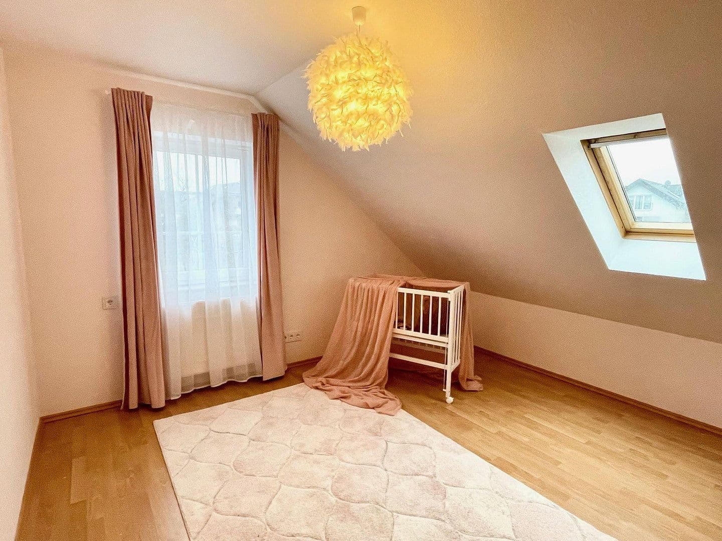 house for sale, 350 m², Hennef (Sieg), North Rhine-Westphalia house for sale, 350 m², Hennef (Sieg), North Rhine-Westphalia