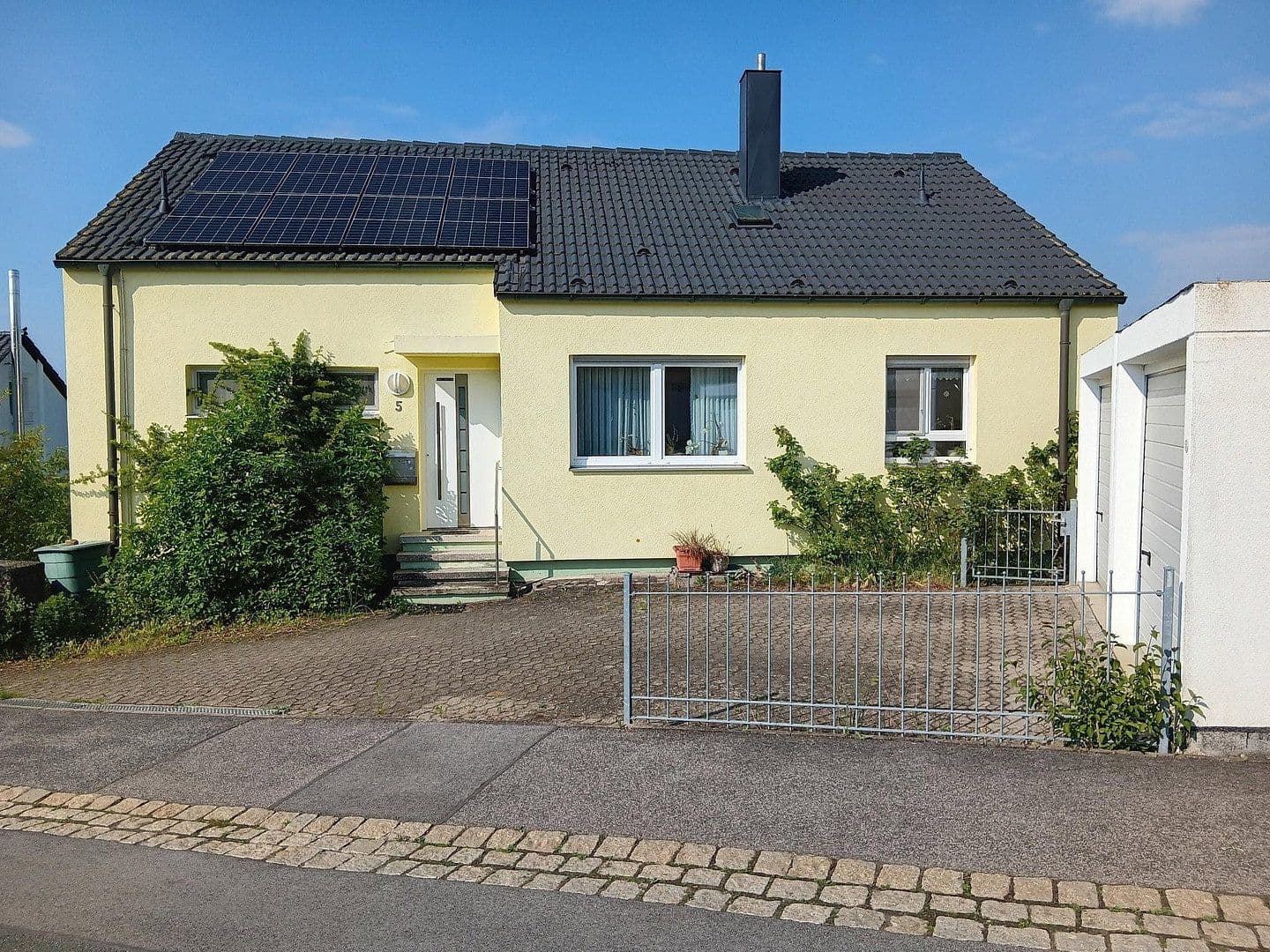 house for sale, 181 m², Ahornweg 5, Memmelsdorf, Bavaria house for sale, 181 m², Ahornweg 5, Memmelsdorf, Bavaria