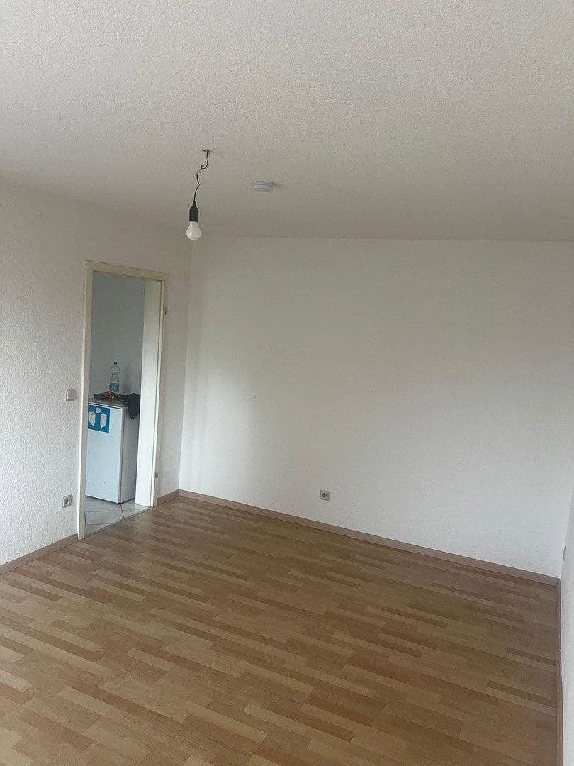 2 bedroom flat to rent, 35 m², Crimmitschauerstr. 17, Zwickau, Saxony 2 bedroom flat to rent, 35 m², Crimmitschauerstr. 17, Zwickau, Saxony