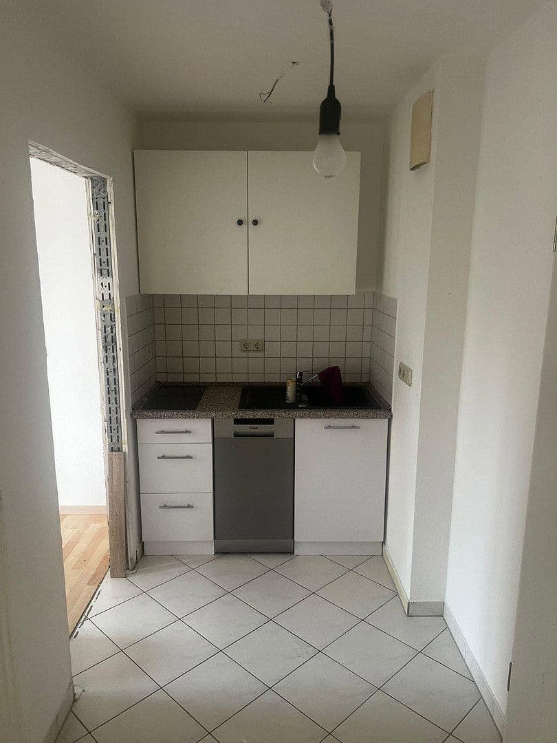 2 bedroom flat to rent, 35 m², Crimmitschauerstr. 17, Zwickau, Saxony 2 bedroom flat to rent, 35 m², Crimmitschauerstr. 17, Zwickau, Saxony