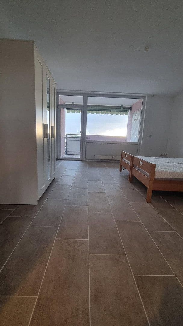 3 bedroom flat to rent, 70 m², Rüsselsheim am Main, Hesse 3 bedroom flat to rent, 70 m², Rüsselsheim am Main, Hesse