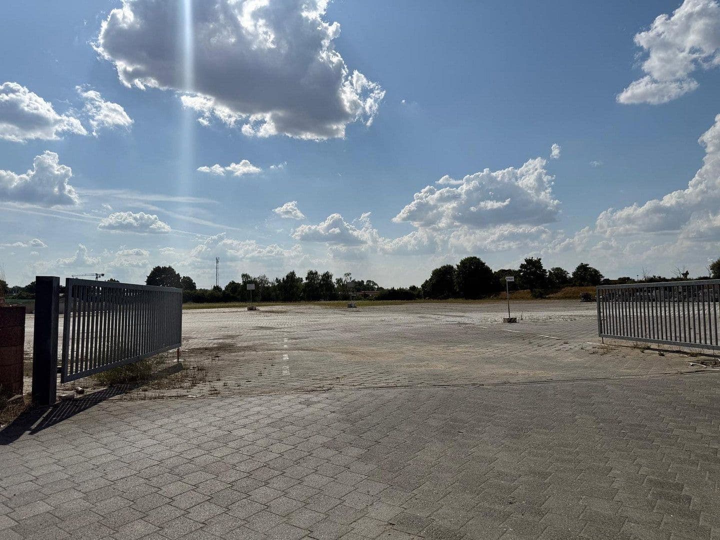 plot to rent, 40,000 m², Merseburg, Saxony-Anhalt plot to rent, 40,000 m², Merseburg, Saxony-Anhalt