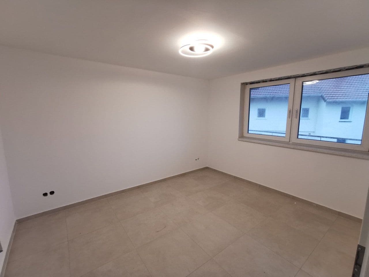 3 bedroom flat to rent, 90 m², Kirchstrasse 8, Schwalmtal, Hesse 3 bedroom flat to rent, 90 m², Kirchstrasse 8, Schwalmtal, Hesse