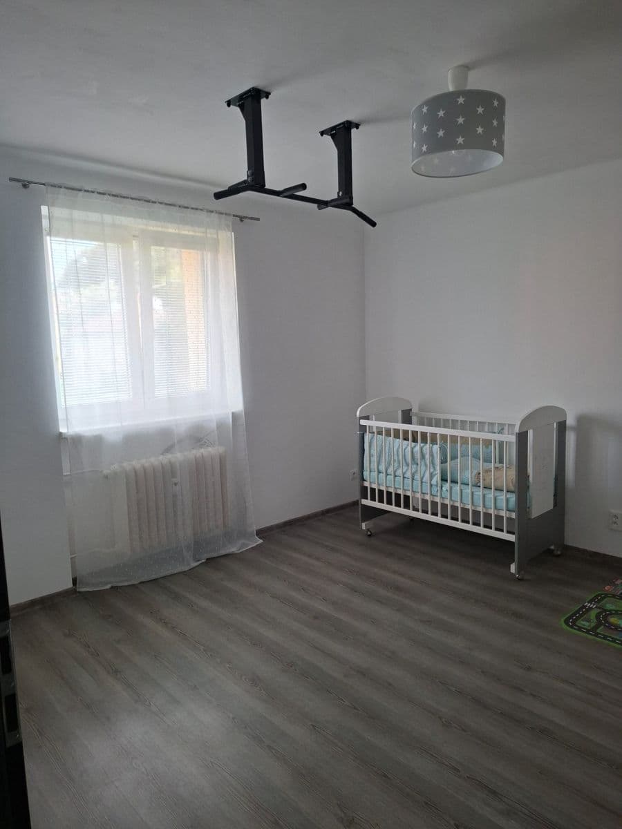 3 bedroom flat to rent, 75 m², Víta Nejedlého, Chrudim, Pardubický Region 3 bedroom flat to rent, 75 m², Víta Nejedlého, Chrudim, Pardubický Region