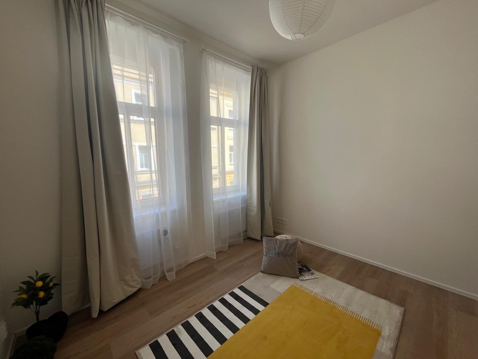 Studio flat to rent, 19 m², Kolmá, Prague, Prague Studio flat to rent, 19 m², Kolmá, Prague, Prague