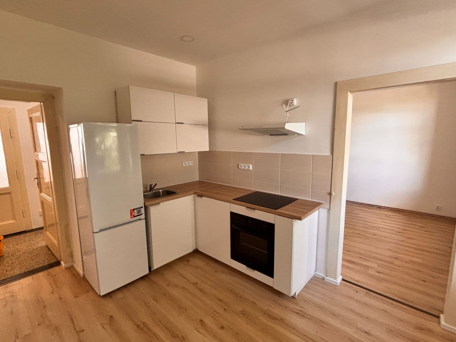 3 bedroom flat to rent, 85 m², U zámku, Teplice, Ústecký Region 3 bedroom flat to rent, 85 m², U zámku, Teplice, Ústecký Region