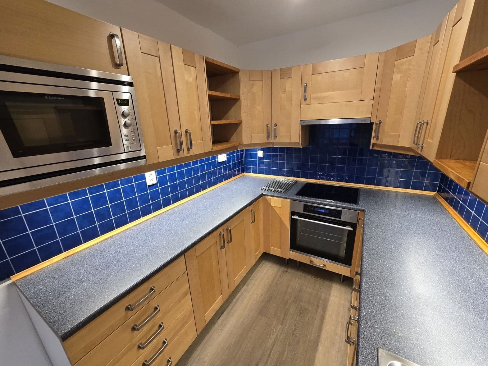 2 bedroom with open-plan kitchen flat to rent, 77 m², Dědinova, Prague, Prague 2 bedroom with open-plan kitchen flat to rent, 77 m², Dědinova, Prague, Prague
