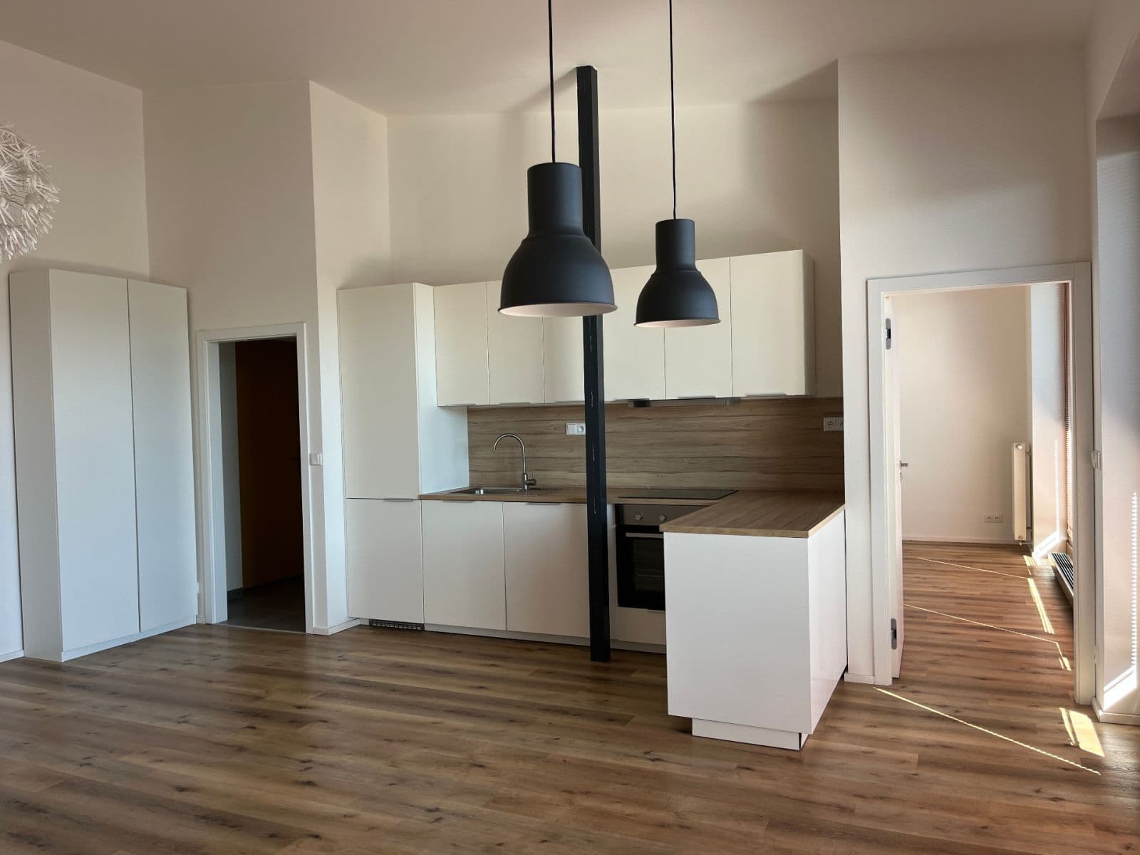 1 bedroom with open-plan kitchen flat to rent, 80 m², U Náměstí, Dolní Břežany, Středočeský Region 1 bedroom with open-plan kitchen flat to rent, 80 m², U Náměstí, Dolní Břežany, Středočeský Region