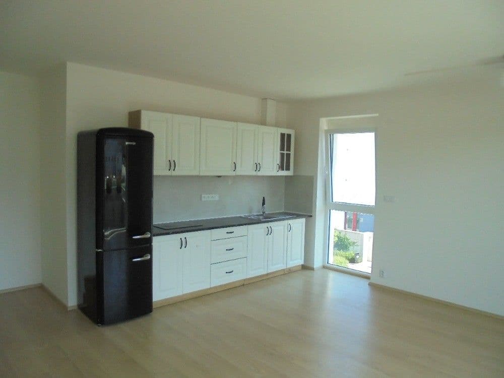 2 bedroom with open-plan kitchen flat to rent, 62 m², U Knížecí cesty, Hořovice, Středočeský Region 2 bedroom with open-plan kitchen flat to rent, 62 m², U Knížecí cesty, Hořovice, Středočeský Region