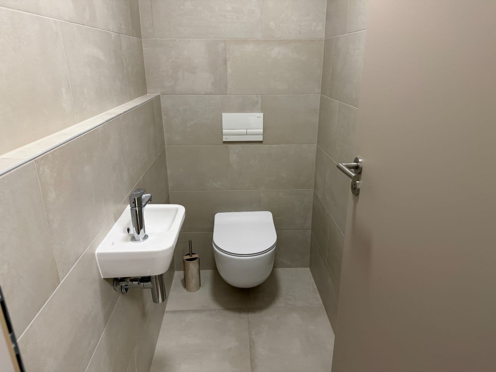 1 bedroom with open-plan kitchen flat to rent, 50 m², Arnošta Valenty, Prague, Prague 1 bedroom with open-plan kitchen flat to rent, 50 m², Arnošta Valenty, Prague, Prague