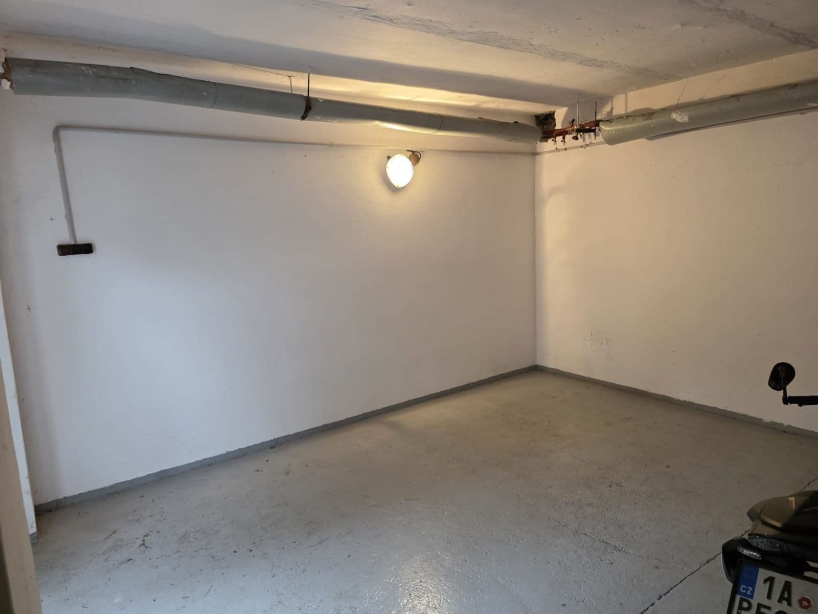 garage to rent, 15 m², Prague, Prague garage to rent, 15 m², Prague, Prague