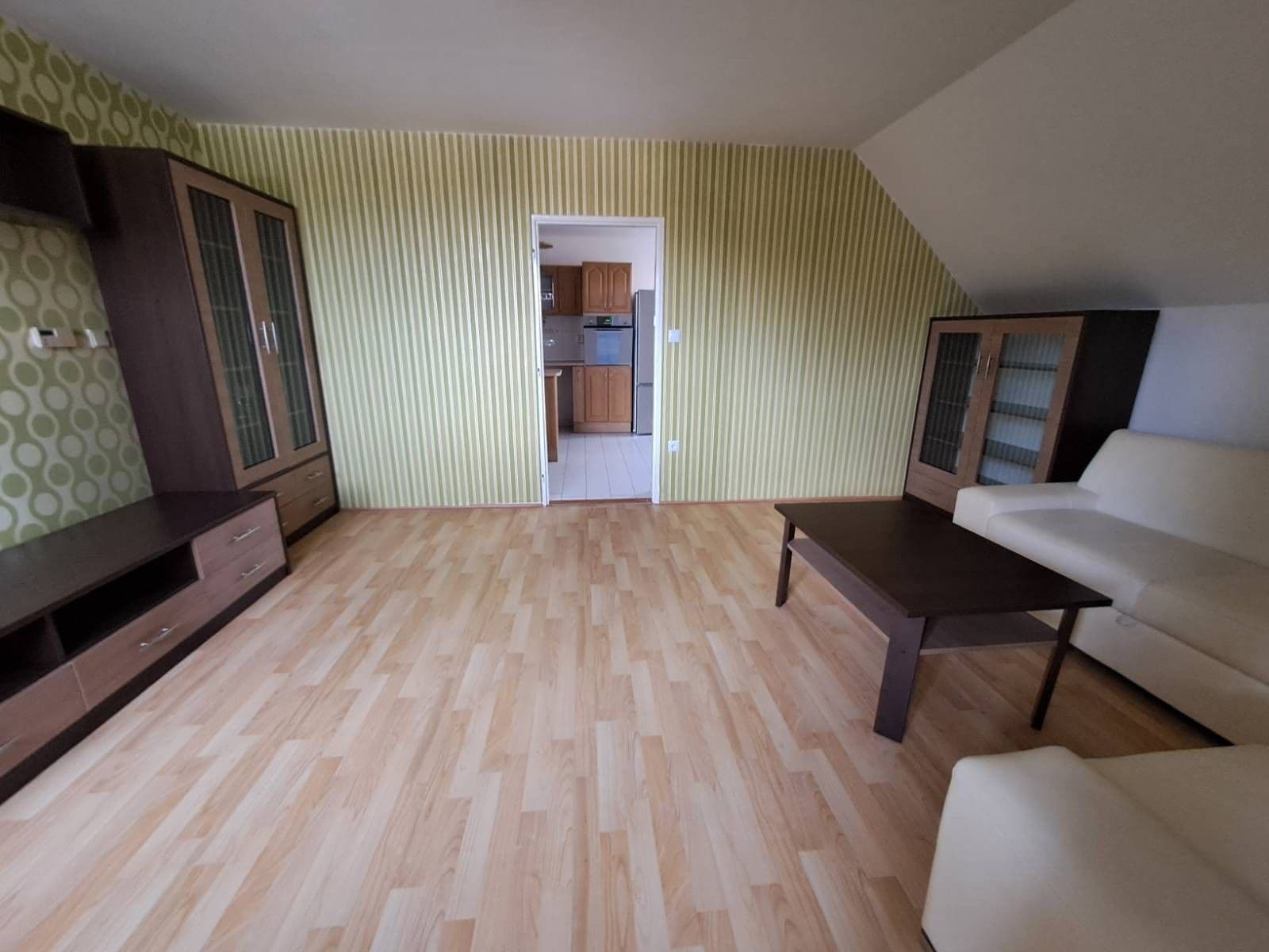 3 bedroom flat to rent, 95 m², Na Dědině, Vacenovice, Jihomoravský Region 3 bedroom flat to rent, 95 m², Na Dědině, Vacenovice, Jihomoravský Region