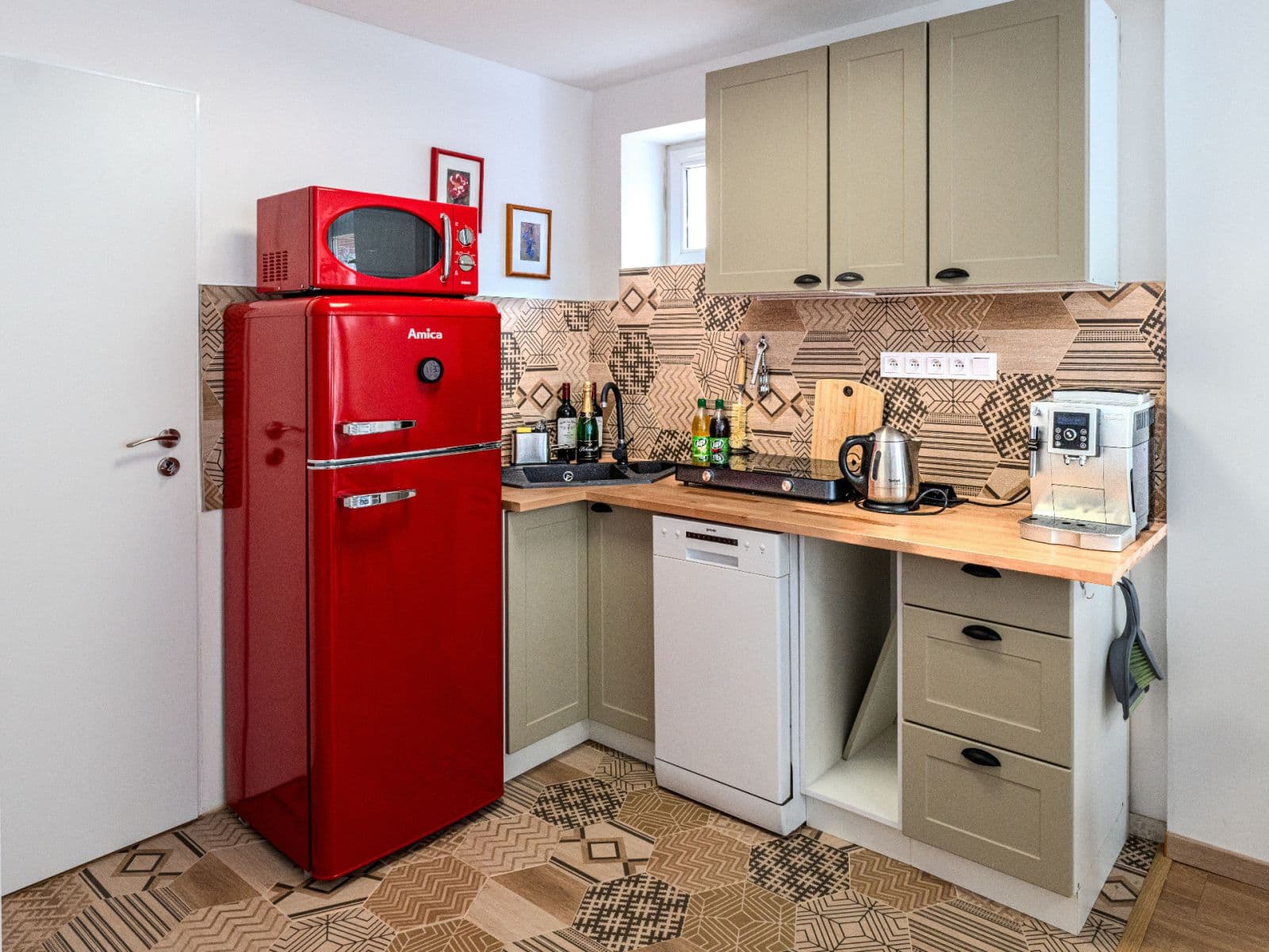 1 bedroom with open-plan kitchen flat to rent, 39 m², Pod Beránkou, Prague, Prague 1 bedroom with open-plan kitchen flat to rent, 39 m², Pod Beránkou, Prague, Prague