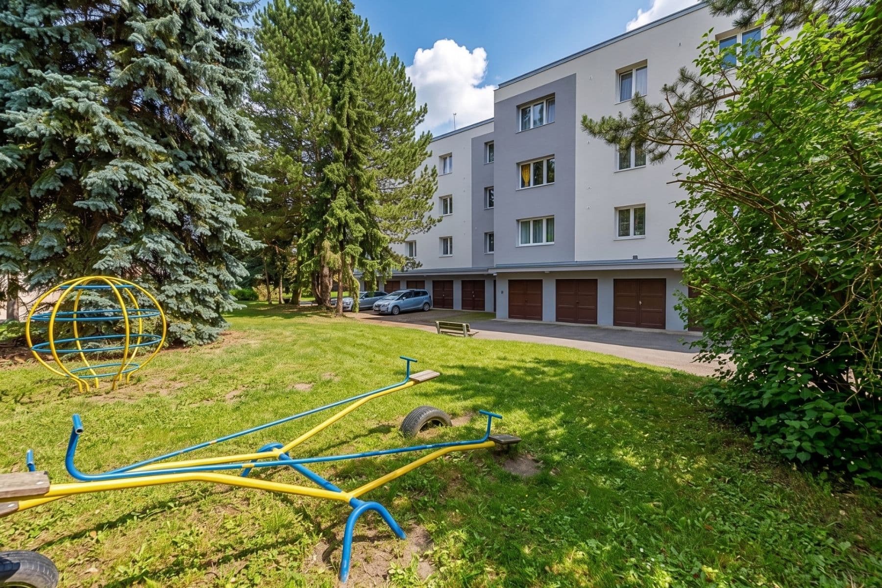 3 bedroom with open-plan kitchen flat for sale, 83 m², Naskové, Prague, Prague 3 bedroom with open-plan kitchen flat for sale, 83 m², Naskové, Prague, Prague