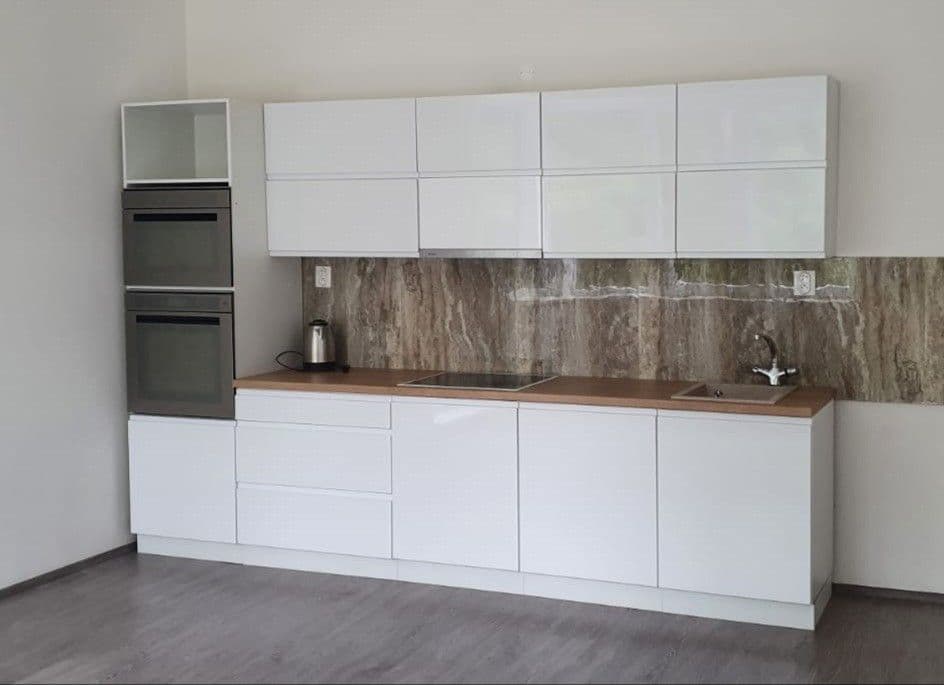 1 bedroom with open-plan kitchen flat to rent, 53 m², Zátopkova, Milovice, Středočeský Region 1 bedroom with open-plan kitchen flat to rent, 53 m², Zátopkova, Milovice, Středočeský Region