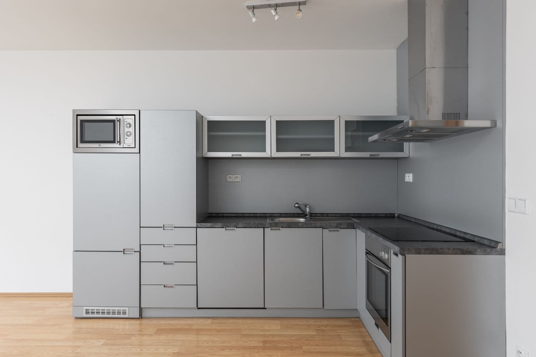 Studio flat to rent, 49 m², Osadní, Prague, Prague Studio flat to rent, 49 m², Osadní, Prague, Prague