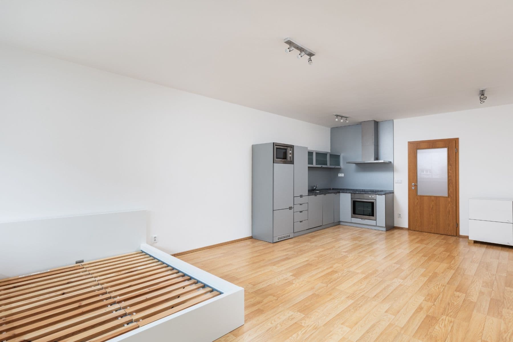 Studio flat to rent, 49 m², Osadní, Prague, Prague Studio flat to rent, 49 m², Osadní, Prague, Prague
