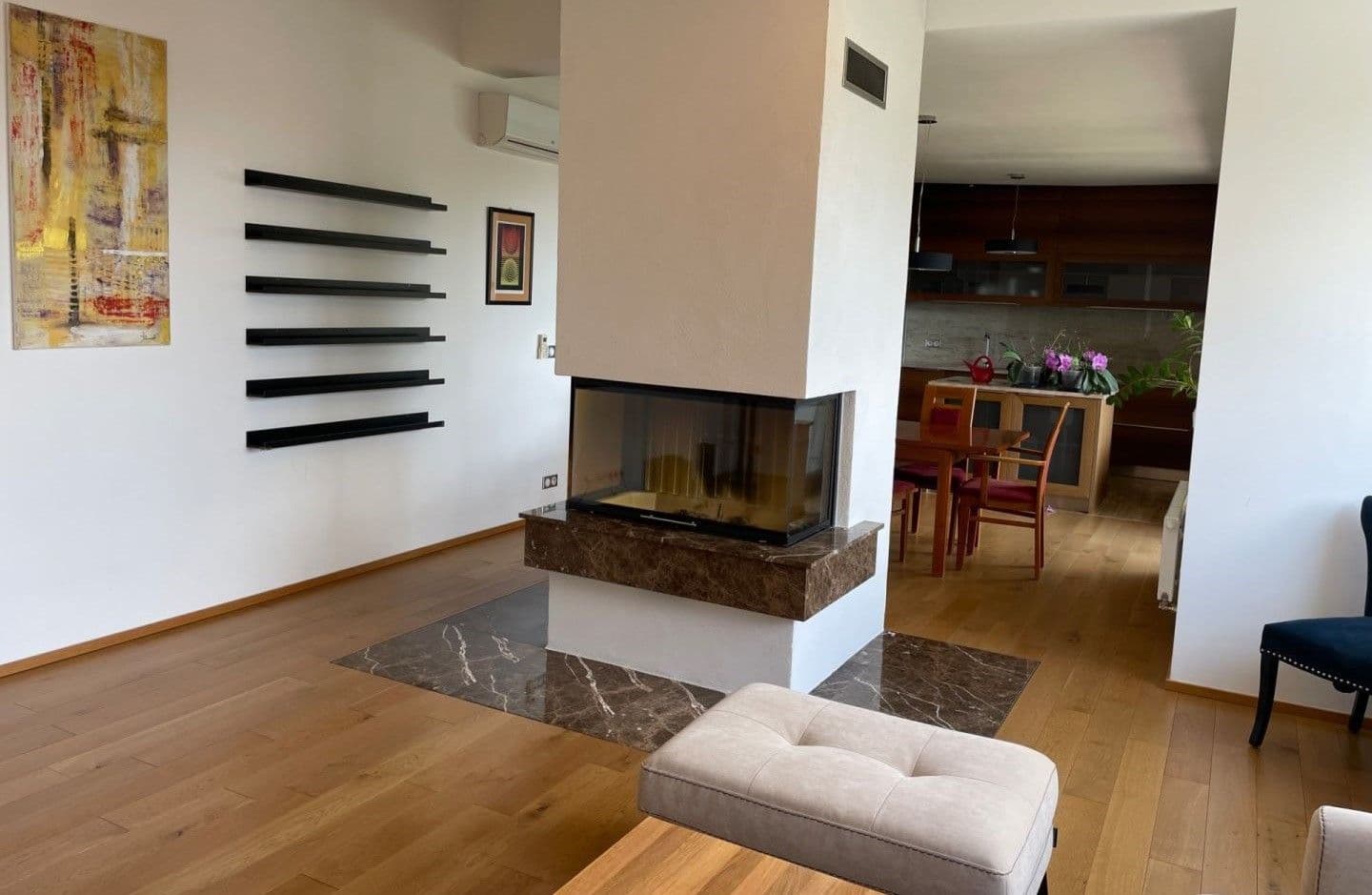 4 bedroom with open-plan kitchen flat to rent, 170 m², Kráľovské údolie, Bratislava - mestská časť Staré Mesto, Bratislavský Region 4 bedroom with open-plan kitchen flat to rent, 170 m², Kráľovské údolie, Bratislava - mestská časť Staré Mesto, Bratislavský Region