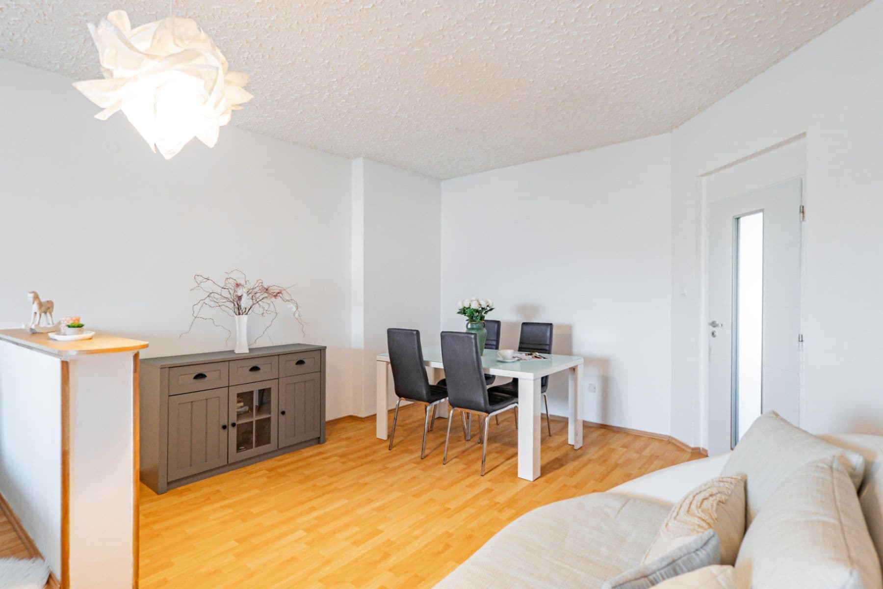 2 bedroom flat to rent, 76 m², nábřeží Jana Palacha, Karlovy Vary, Karlovarský Region 2 bedroom flat to rent, 76 m², nábřeží Jana Palacha, Karlovy Vary, Karlovarský Region