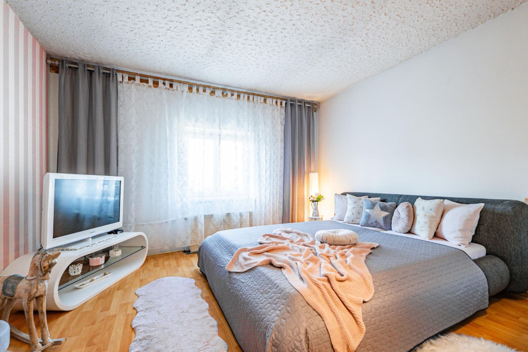 2 bedroom flat to rent, 76 m², nábřeží Jana Palacha, Karlovy Vary, Karlovarský Region 2 bedroom flat to rent, 76 m², nábřeží Jana Palacha, Karlovy Vary, Karlovarský Region