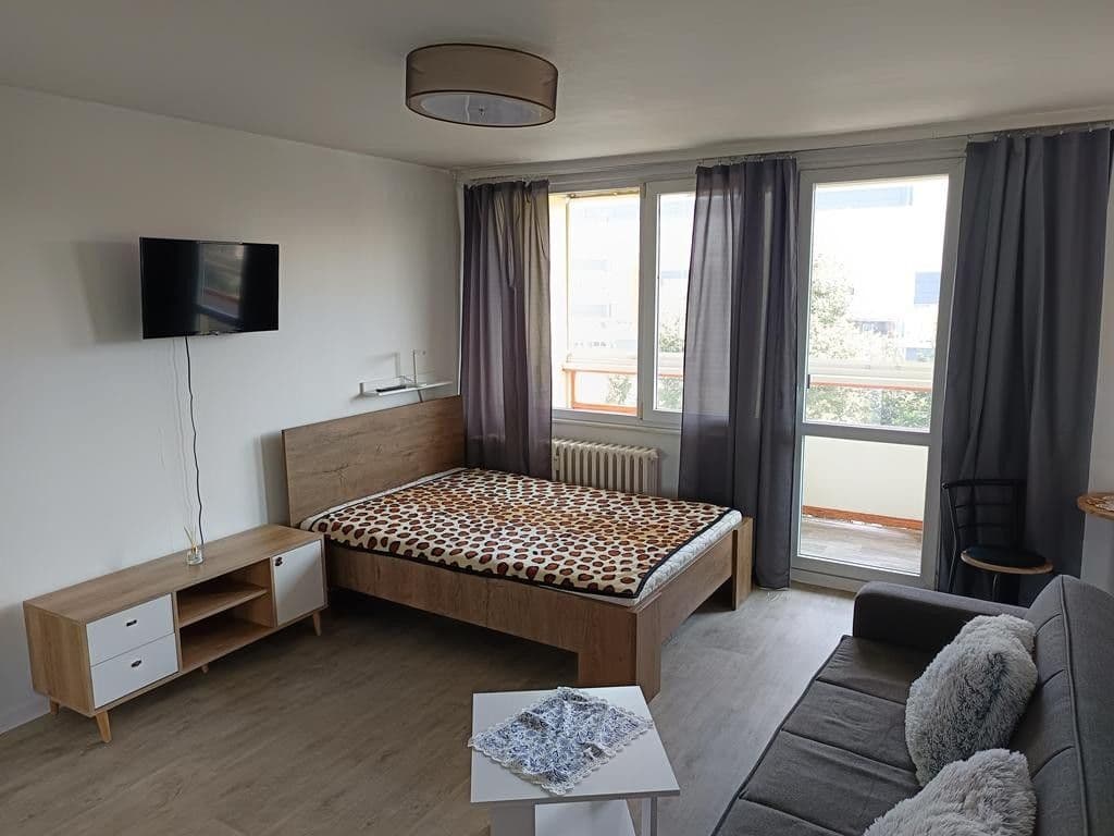 Studio flat to rent, 29 m², Jiráskova, Pardubice, Pardubický Region Studio flat to rent, 29 m², Jiráskova, Pardubice, Pardubický Region