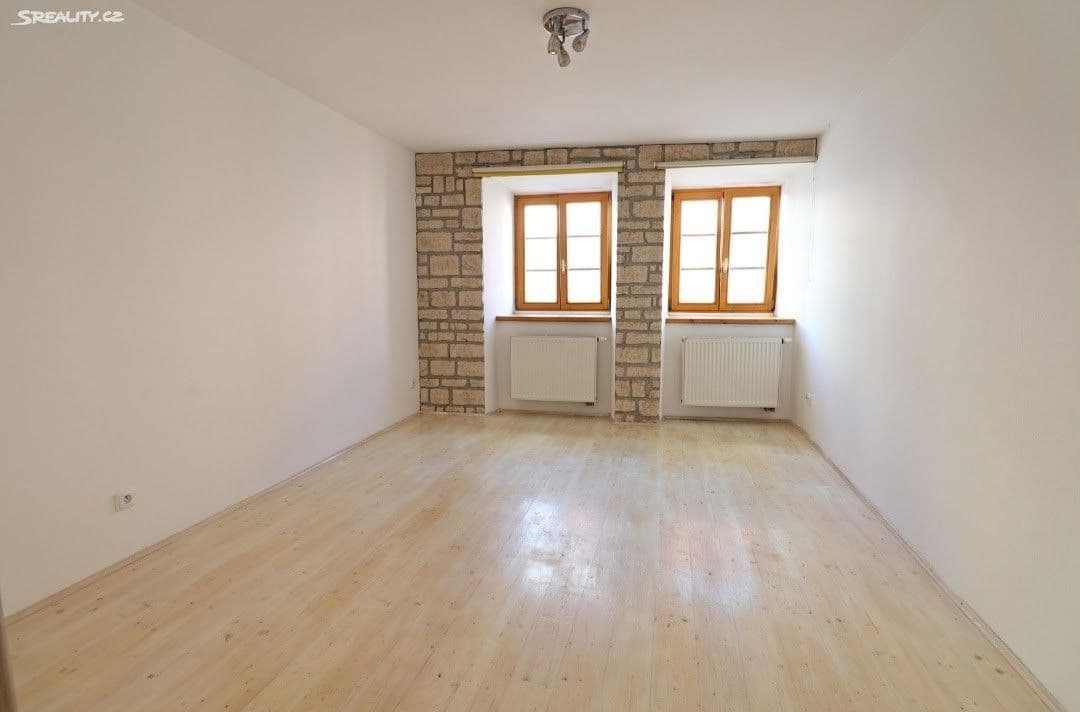 2 bedroom with open-plan kitchen flat to rent, 80 m², 5. května, Horšovský Týn, Plzeňský Region 2 bedroom with open-plan kitchen flat to rent, 80 m², 5. května, Horšovský Týn, Plzeňský Region