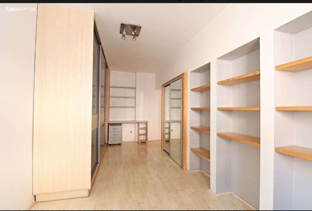 2 bedroom with open-plan kitchen flat to rent, 80 m², 5. května, Horšovský Týn, Plzeňský Region 2 bedroom with open-plan kitchen flat to rent, 80 m², 5. května, Horšovský Týn, Plzeňský Region