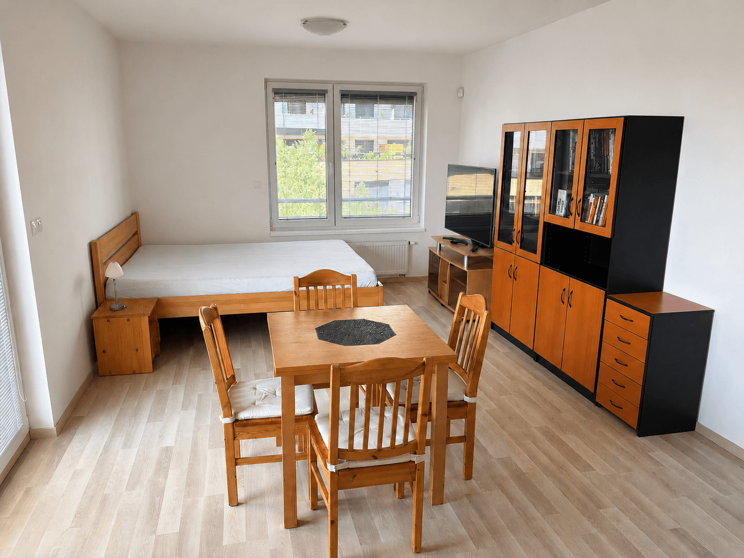 2 bedroom with open-plan kitchen flat to rent, 86 m², Krnkova, Prague, Prague 2 bedroom with open-plan kitchen flat to rent, 86 m², Krnkova, Prague, Prague