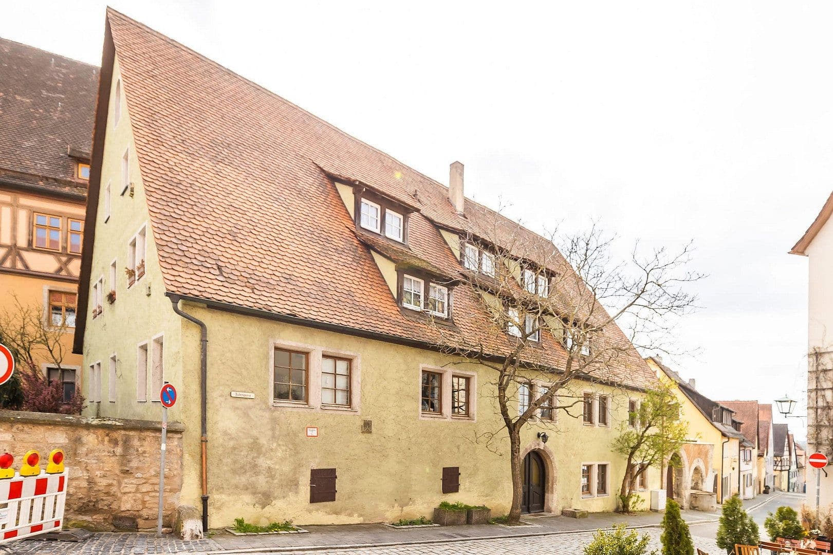 house for sale, 540 m², Judengasse 32, Rothenburg ob der Tauber, Bavaria house for sale, 540 m², Judengasse 32, Rothenburg ob der Tauber, Bavaria