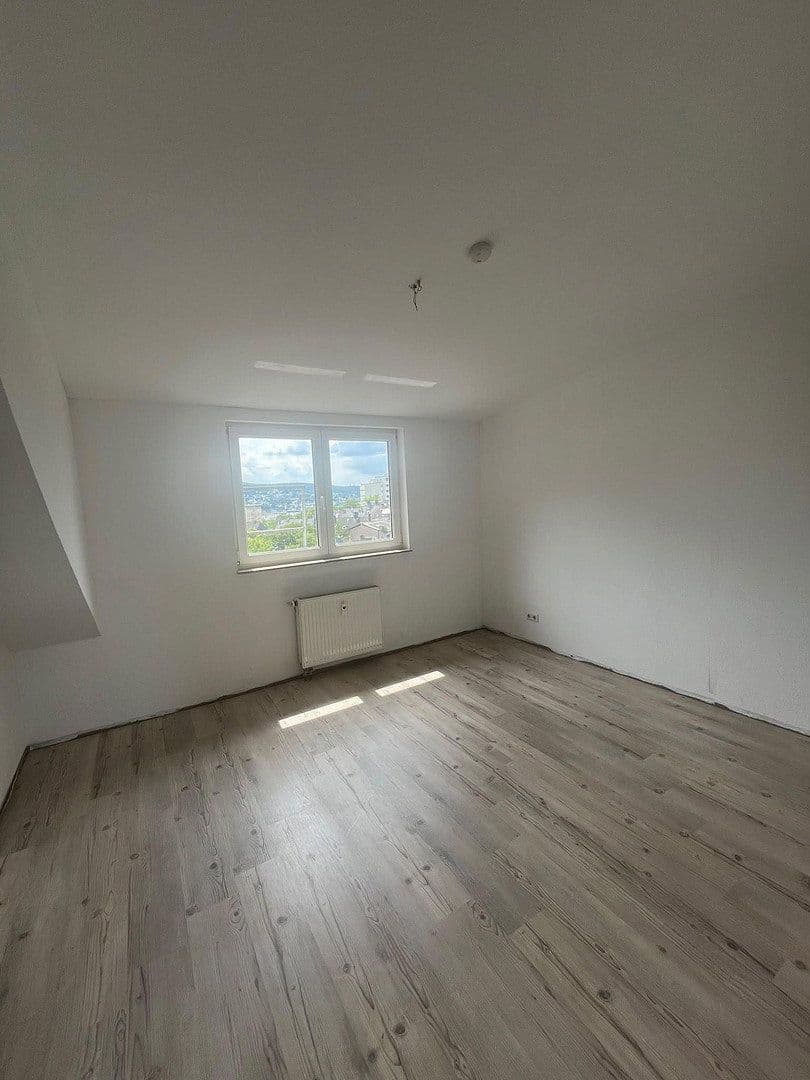 4 bedroom flat to rent, 97 m², Klimmweg 10, Wuppertal, North Rhine-Westphalia 4 bedroom flat to rent, 97 m², Klimmweg 10, Wuppertal, North Rhine-Westphalia