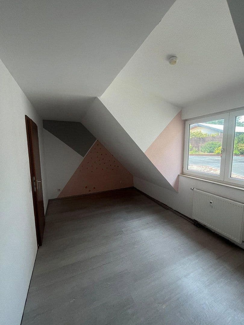 4 bedroom flat to rent, 97 m², Klimmweg 10, Wuppertal, North Rhine-Westphalia 4 bedroom flat to rent, 97 m², Klimmweg 10, Wuppertal, North Rhine-Westphalia