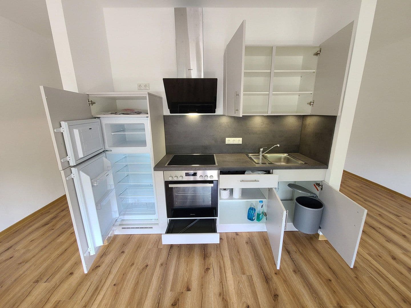 Studio flat to rent, 36 m², Egerer Str. 30, Waldsassen, Bavaria Studio flat to rent, 36 m², Egerer Str. 30, Waldsassen, Bavaria